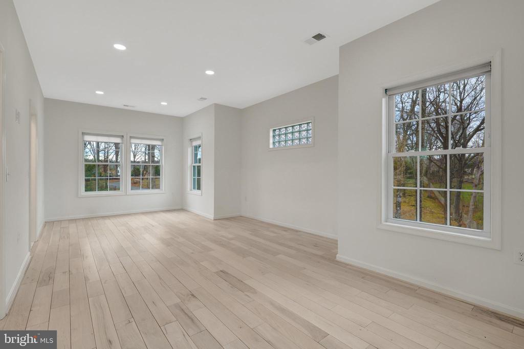 1108 BELLVIEW ROAD