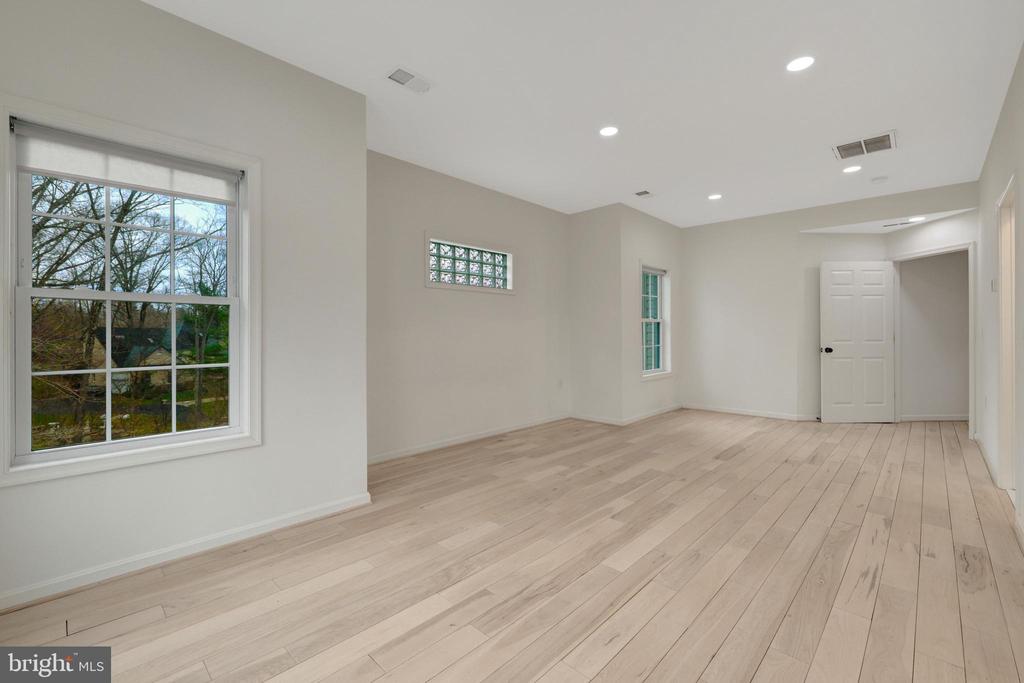 1108 BELLVIEW ROAD