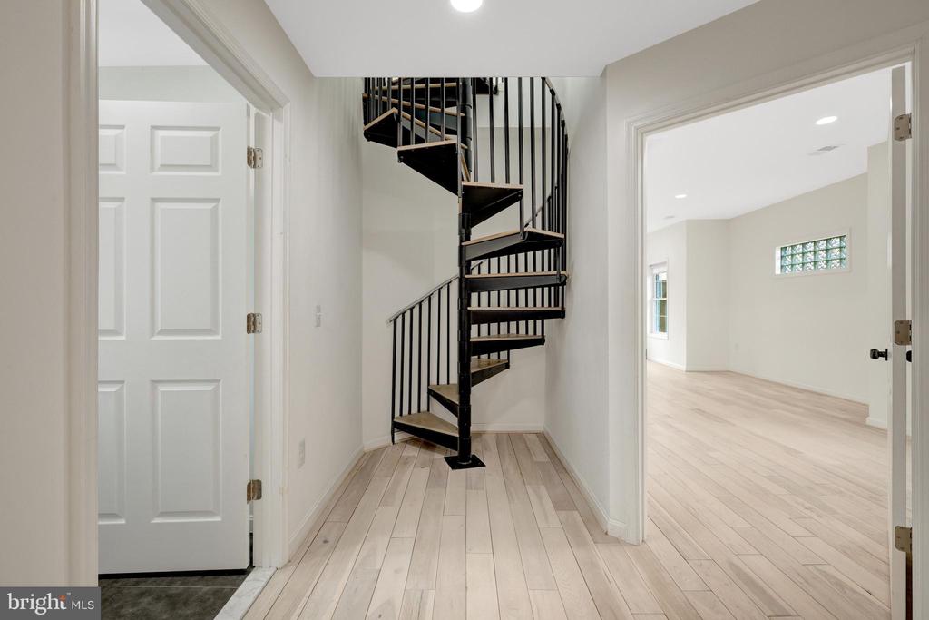 1108 BELLVIEW ROAD