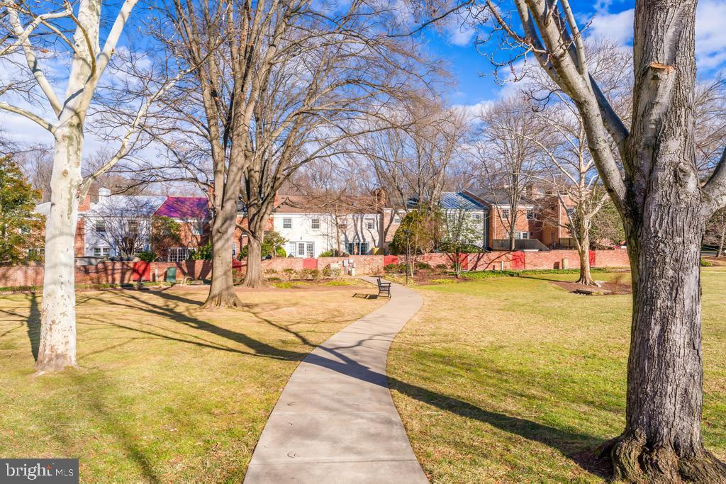 6749 TOWNE LANE ROAD