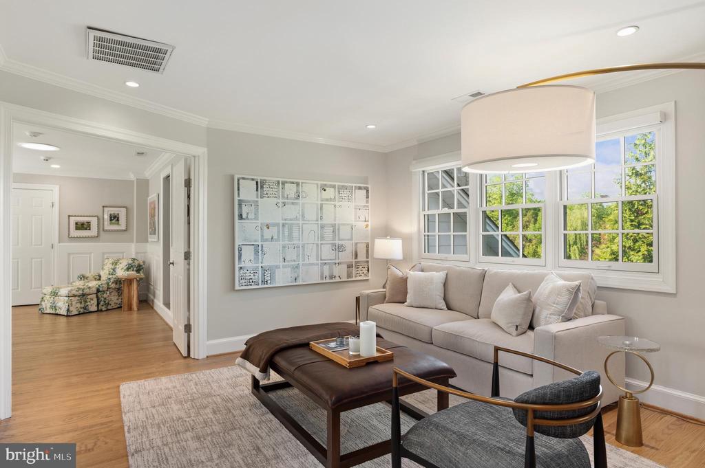7009 SYMPHONY COURT