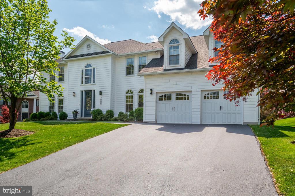 7009 SYMPHONY COURT