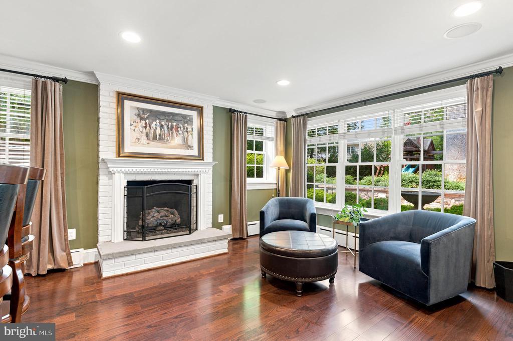 1210 CORBIN COURT
