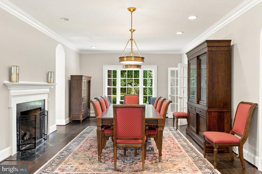 1210 CORBIN COURT