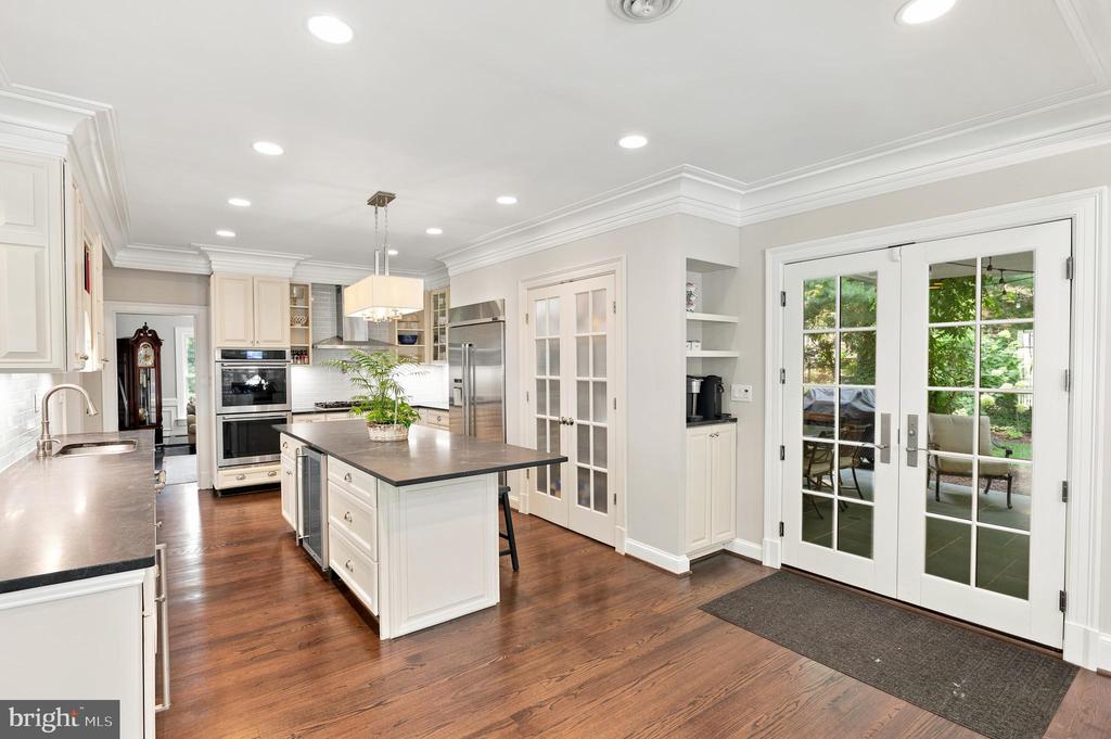 1210 CORBIN COURT