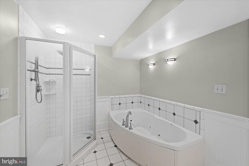 1322 TIMBERLY LANE