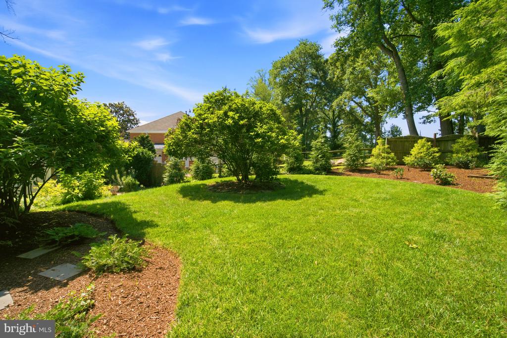 1322 TIMBERLY LANE