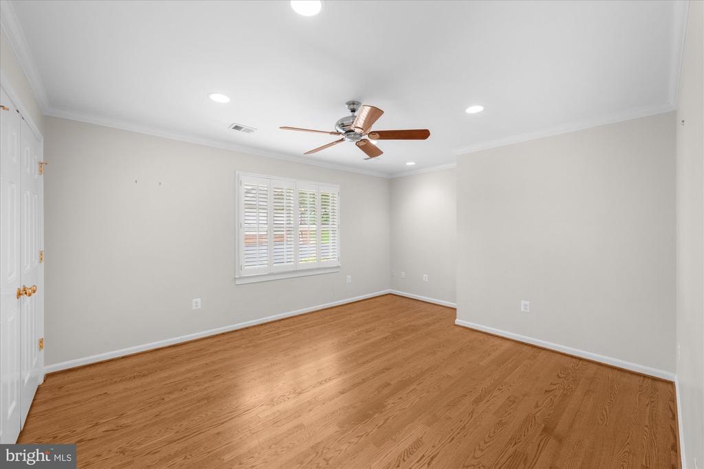1322 TIMBERLY LANE