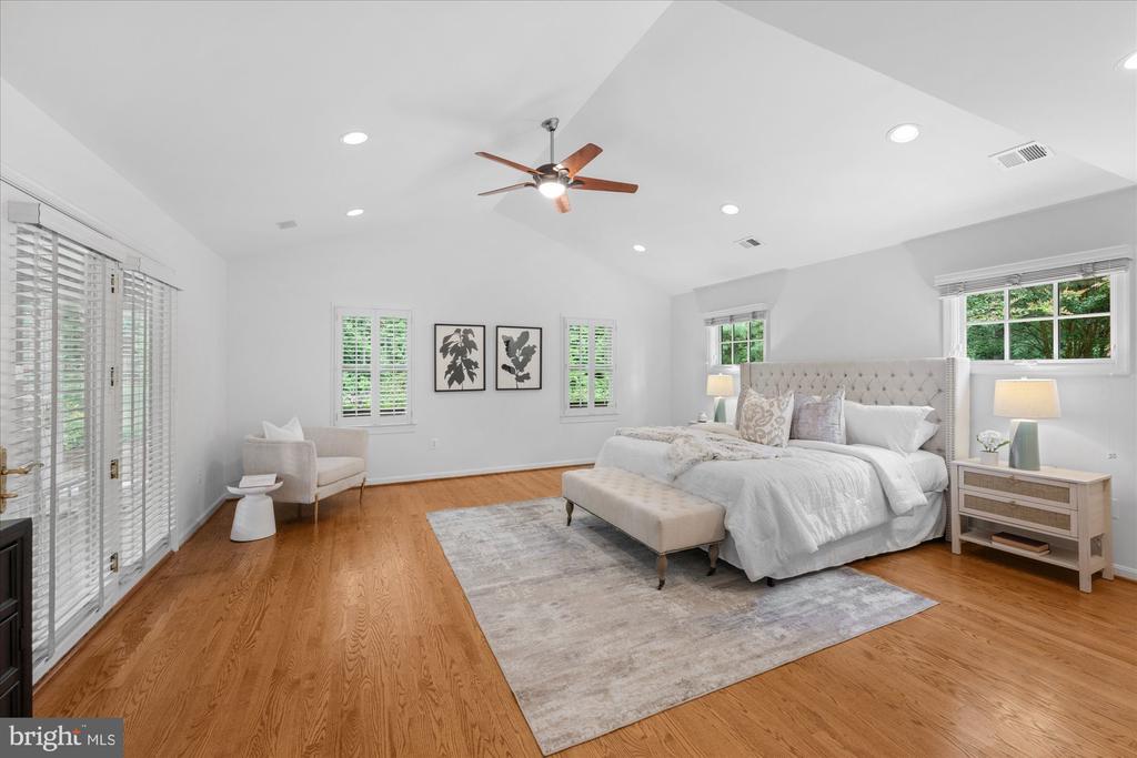 1322 TIMBERLY LANE