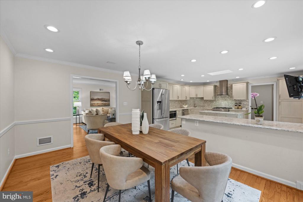 1322 TIMBERLY LANE