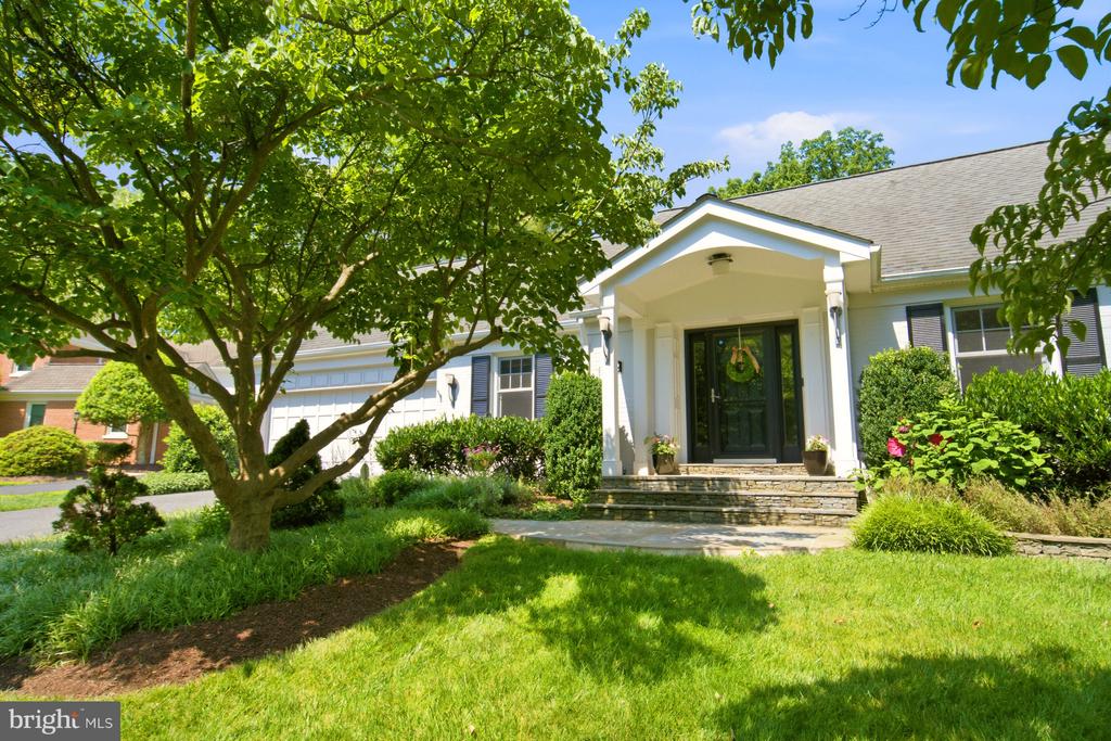 1322 TIMBERLY LANE