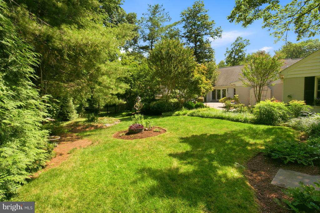 1322 TIMBERLY LANE