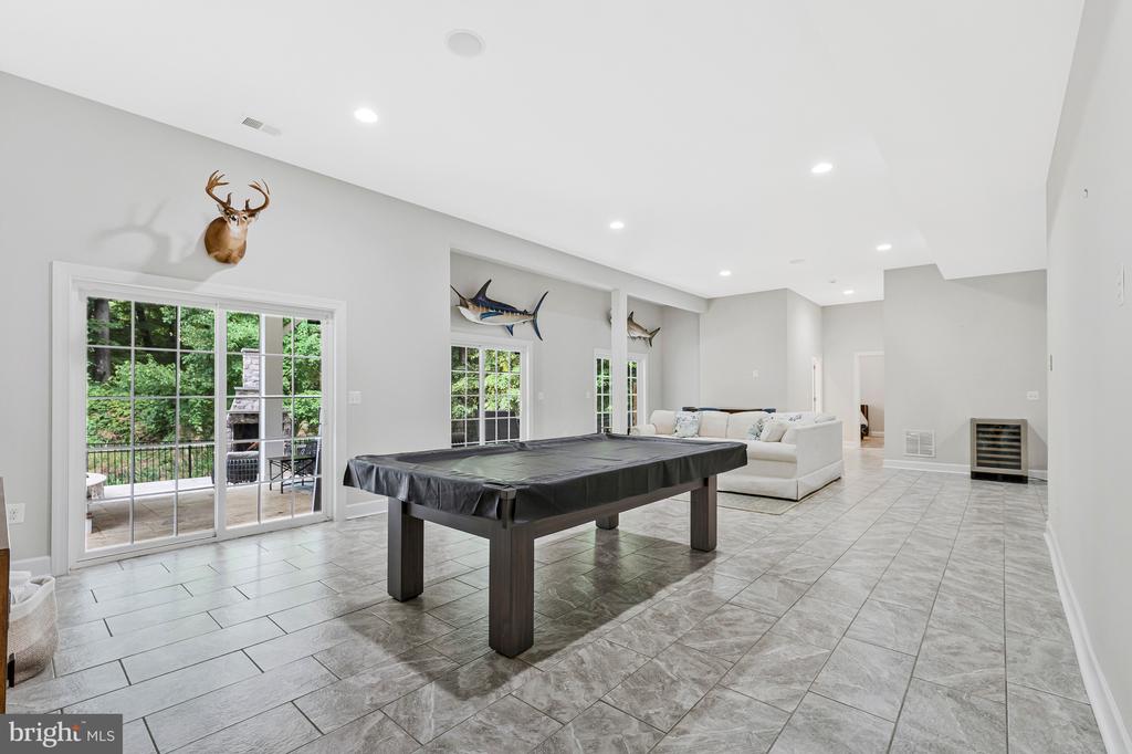 1302 SCOTTS RUN ROAD