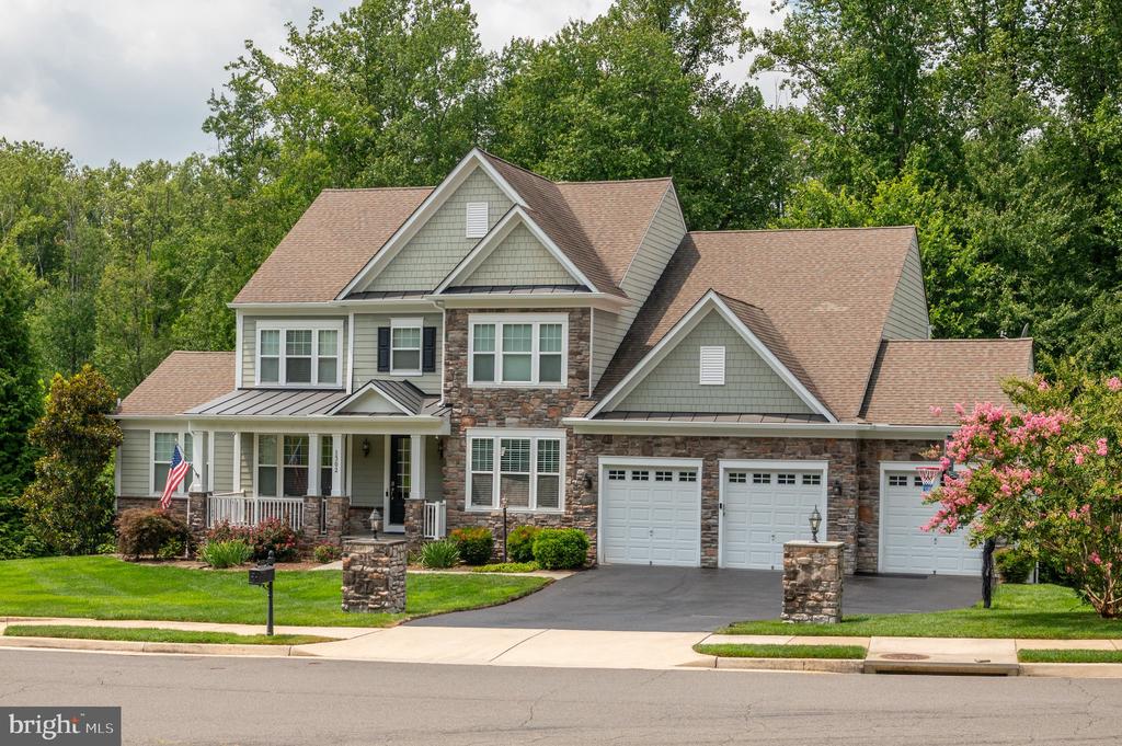 1302 SCOTTS RUN ROAD