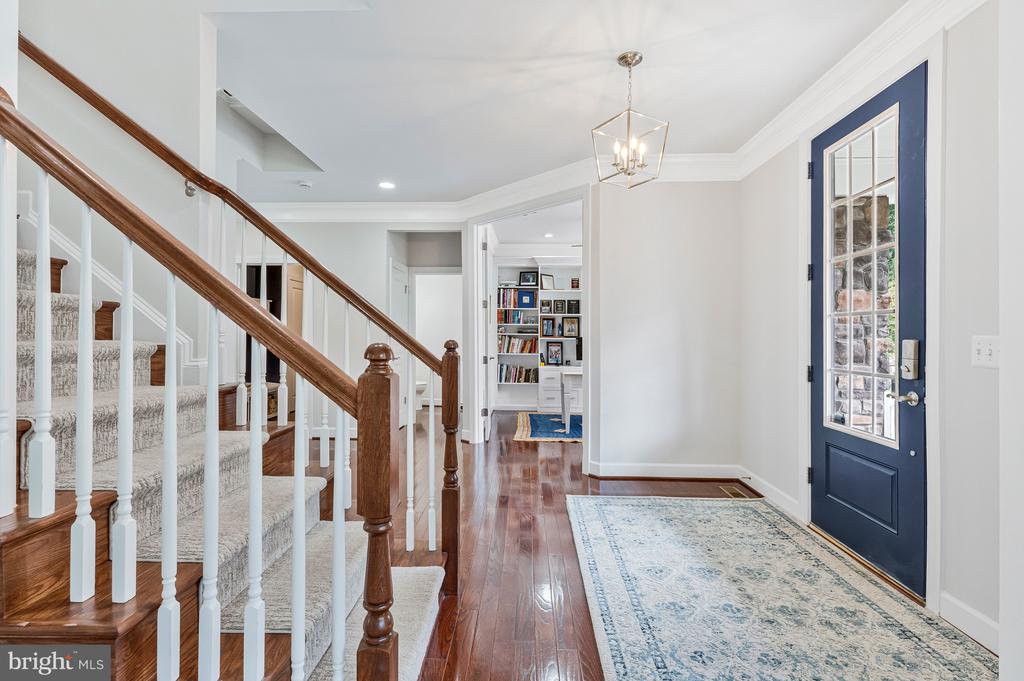 1302 SCOTTS RUN ROAD