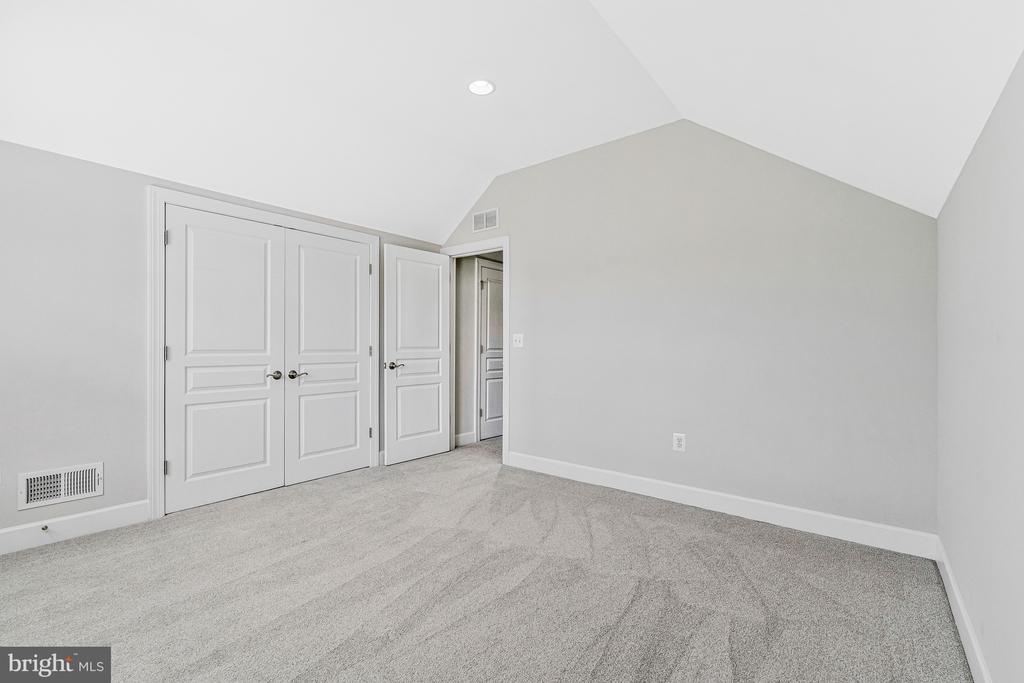 1302 SCOTTS RUN ROAD