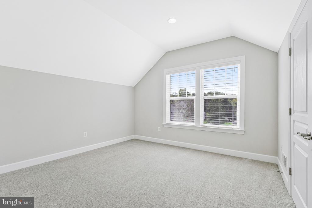 1302 SCOTTS RUN ROAD