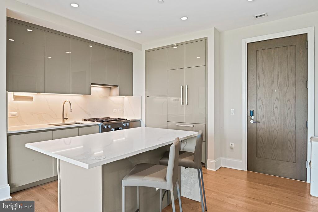 7887 JONES BRANCH DRIVE Unit: 503