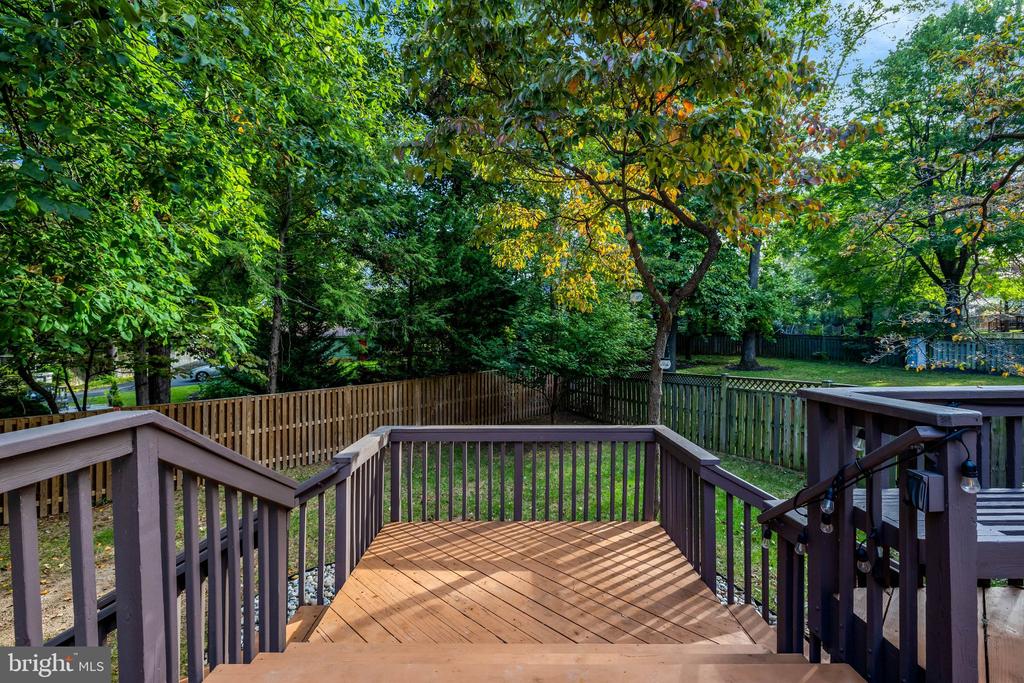 515 WOODLAND COURT NW