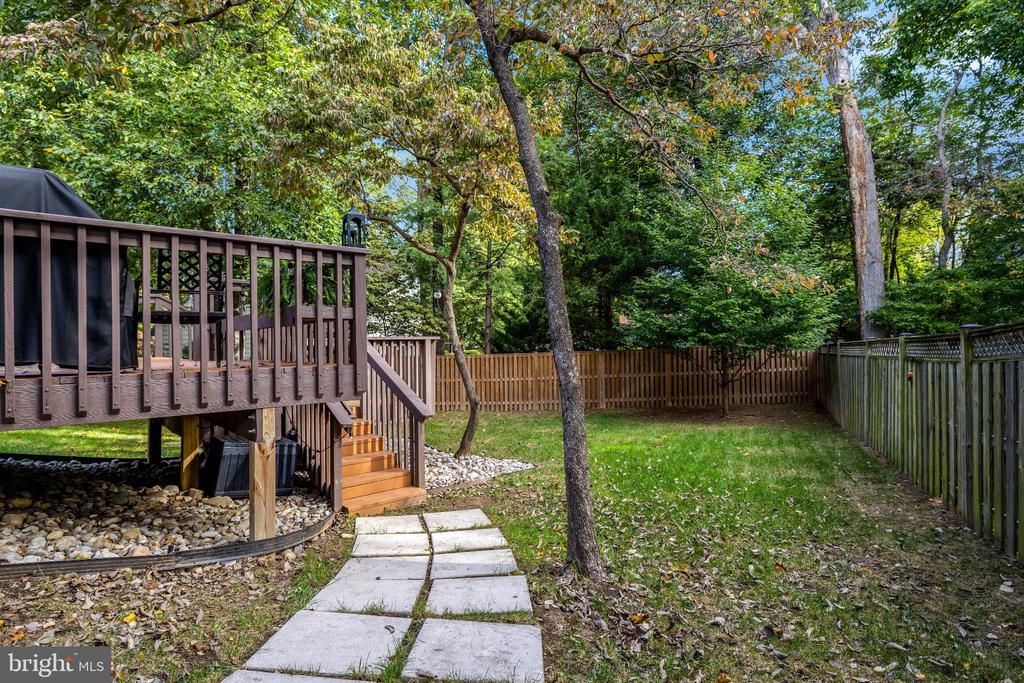 515 WOODLAND COURT NW