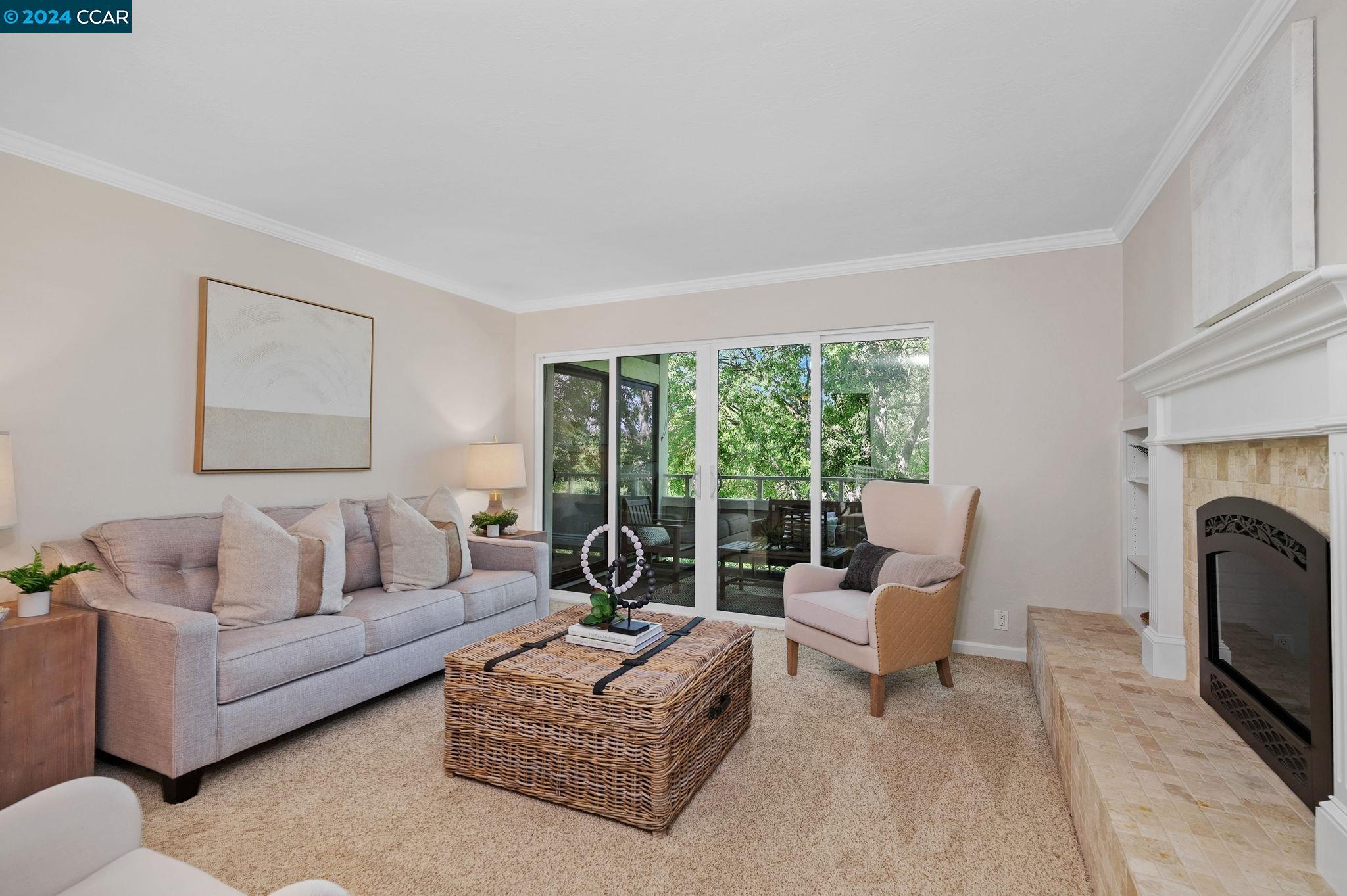 3182 Rossmoor Pkwy # 2