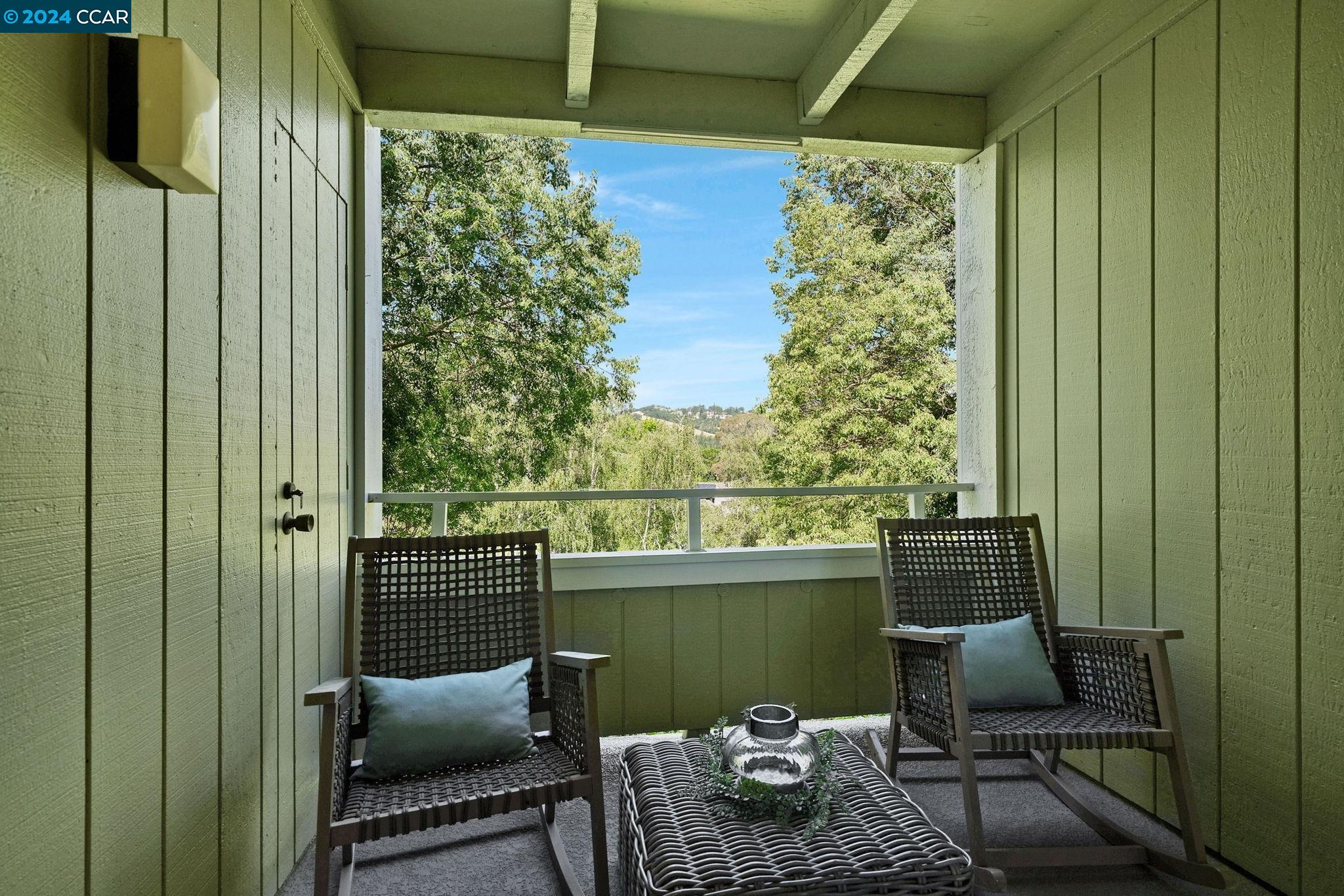 3182 Rossmoor Pkwy # 2