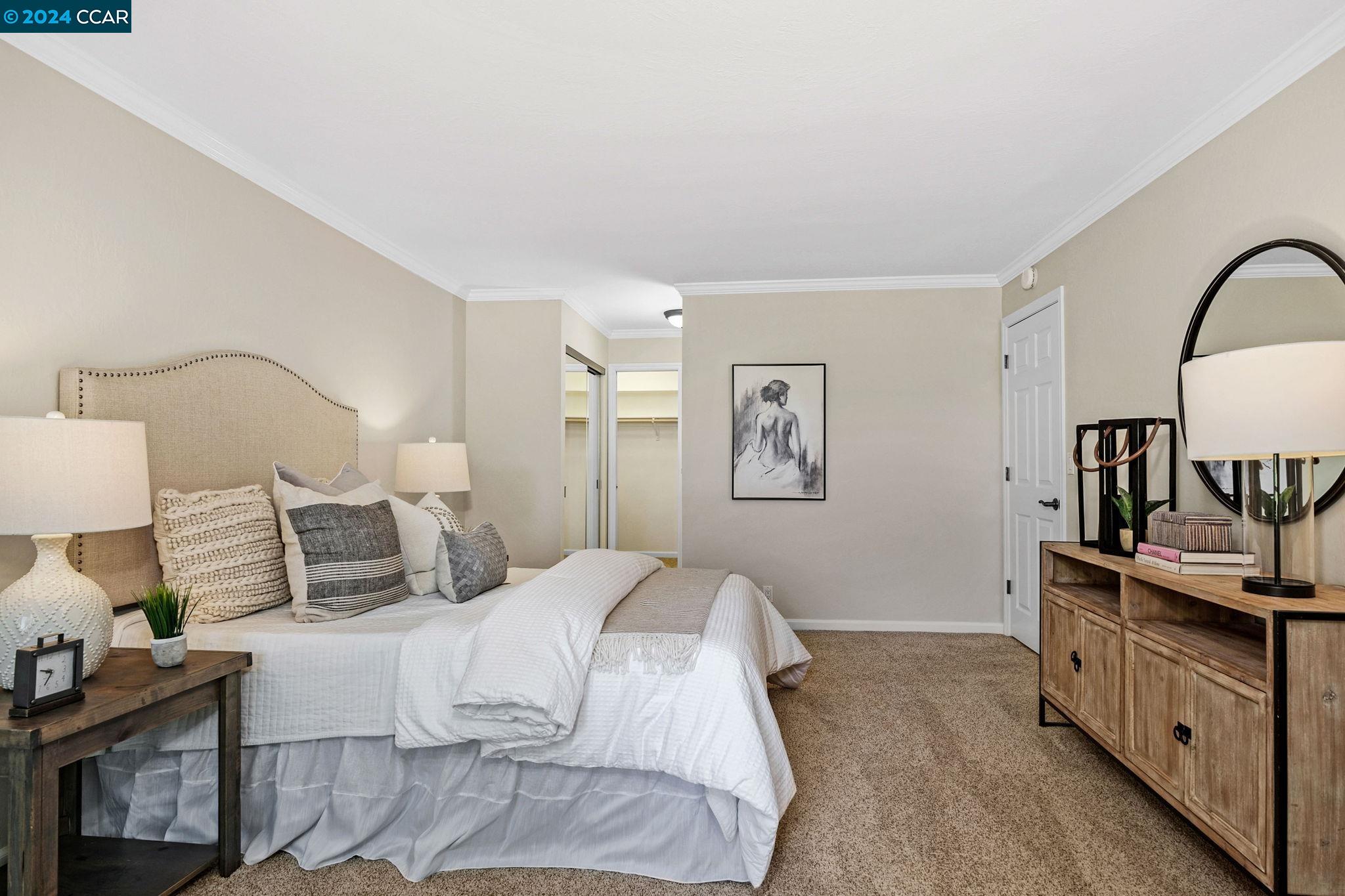 3182 Rossmoor Pkwy # 2