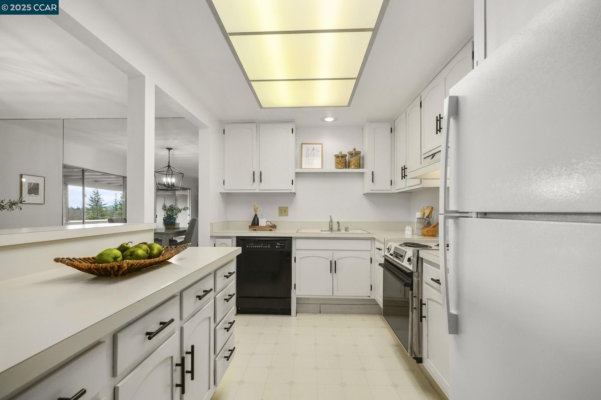 1108 Fairlawn Court # 3