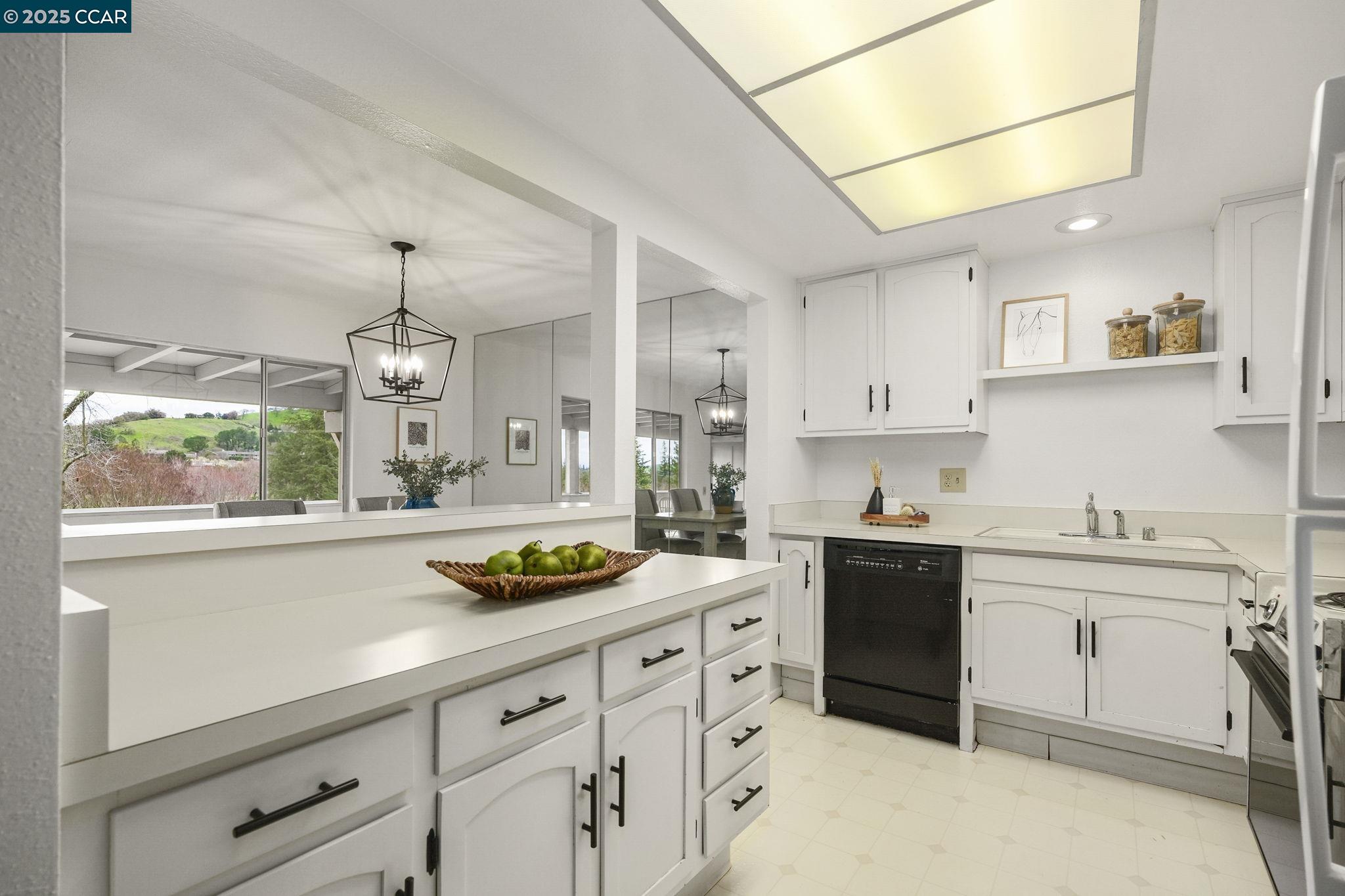 1108 Fairlawn Court # 3