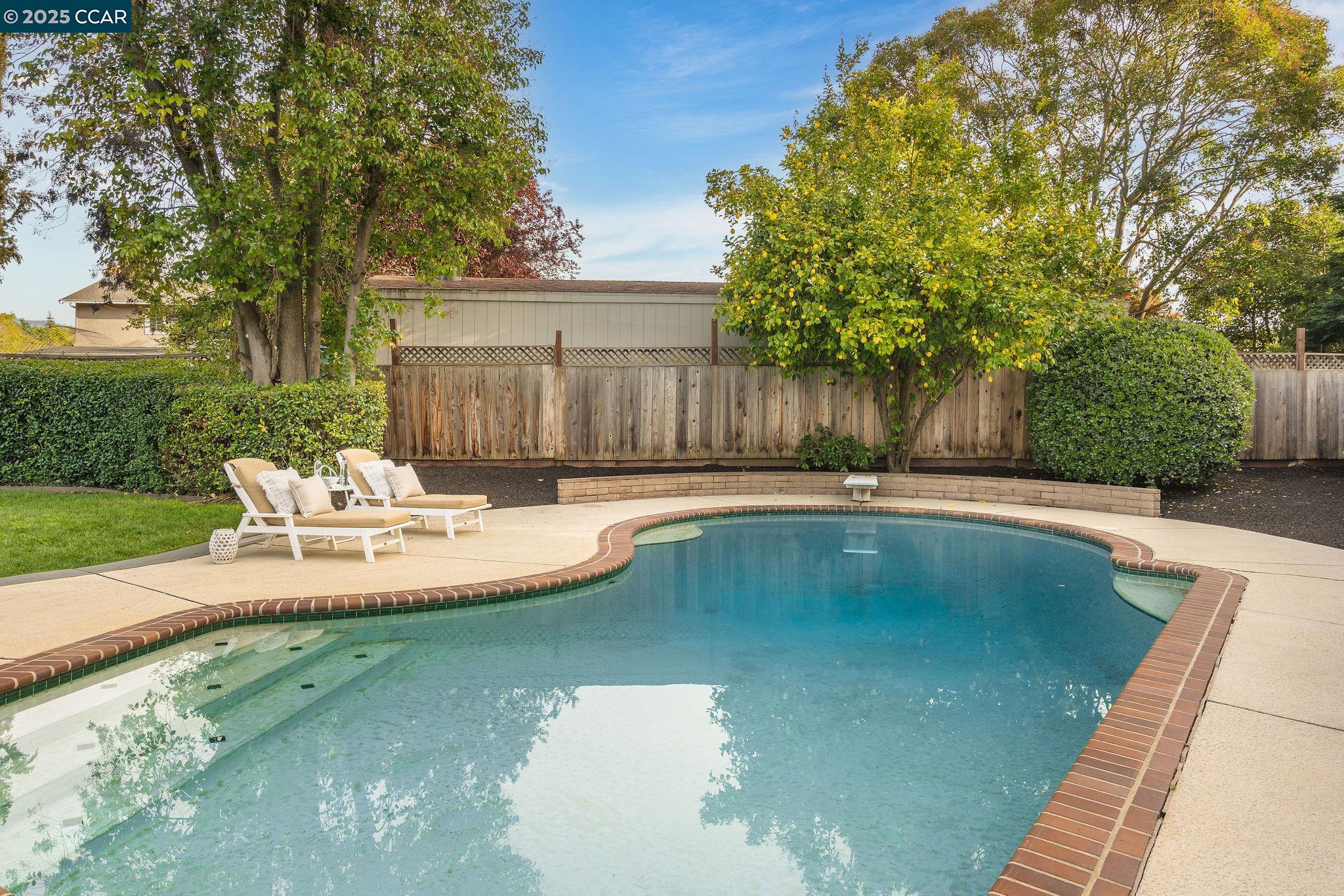 253 Corte De La Reina