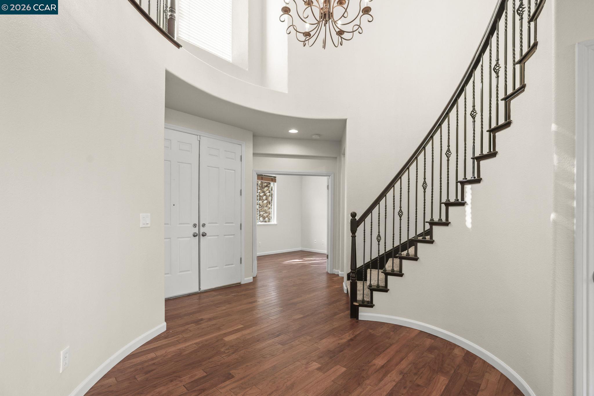 1821 Kern Mountain Way