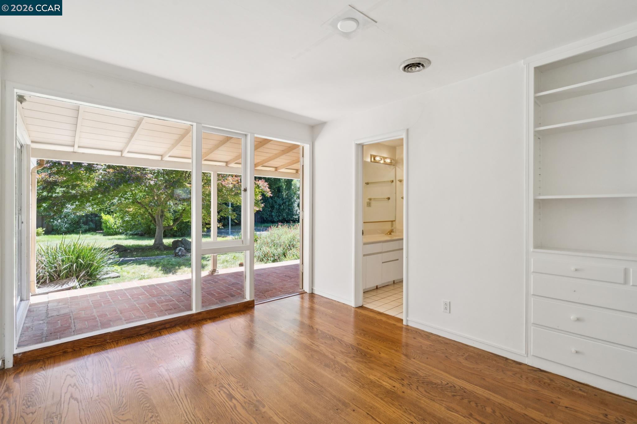 304 Willoughby Court