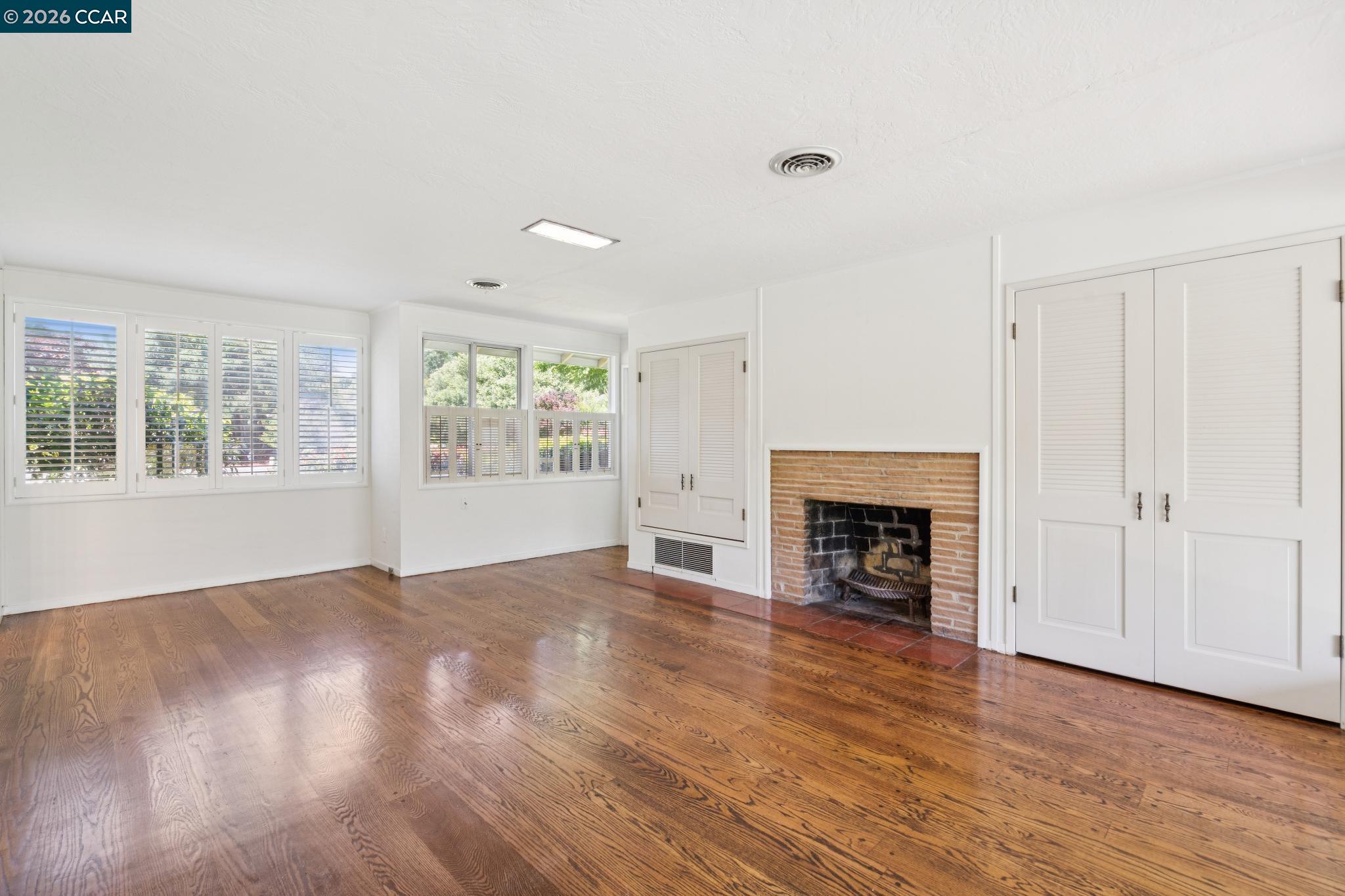 304 Willoughby Court