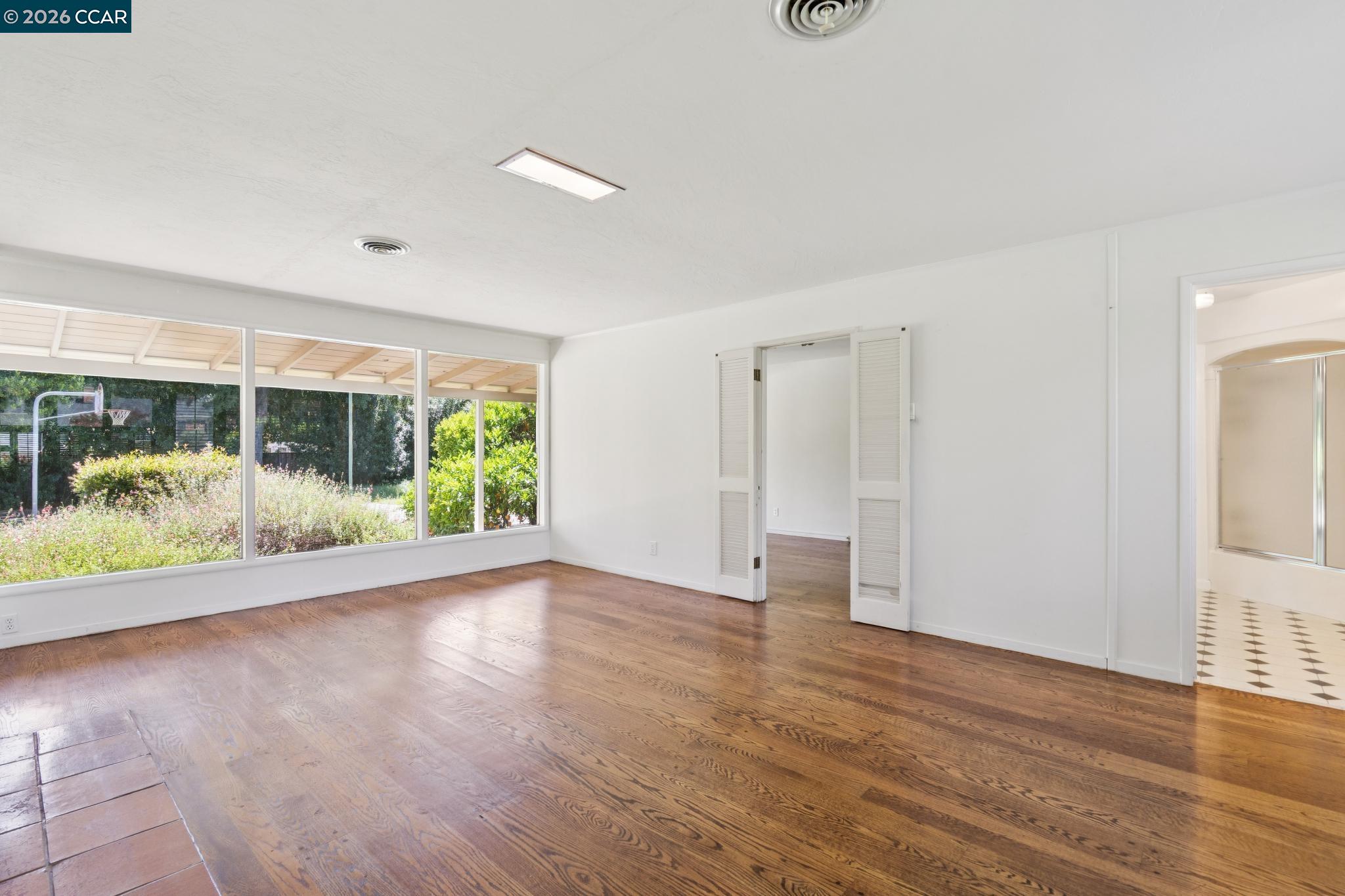 304 Willoughby Court