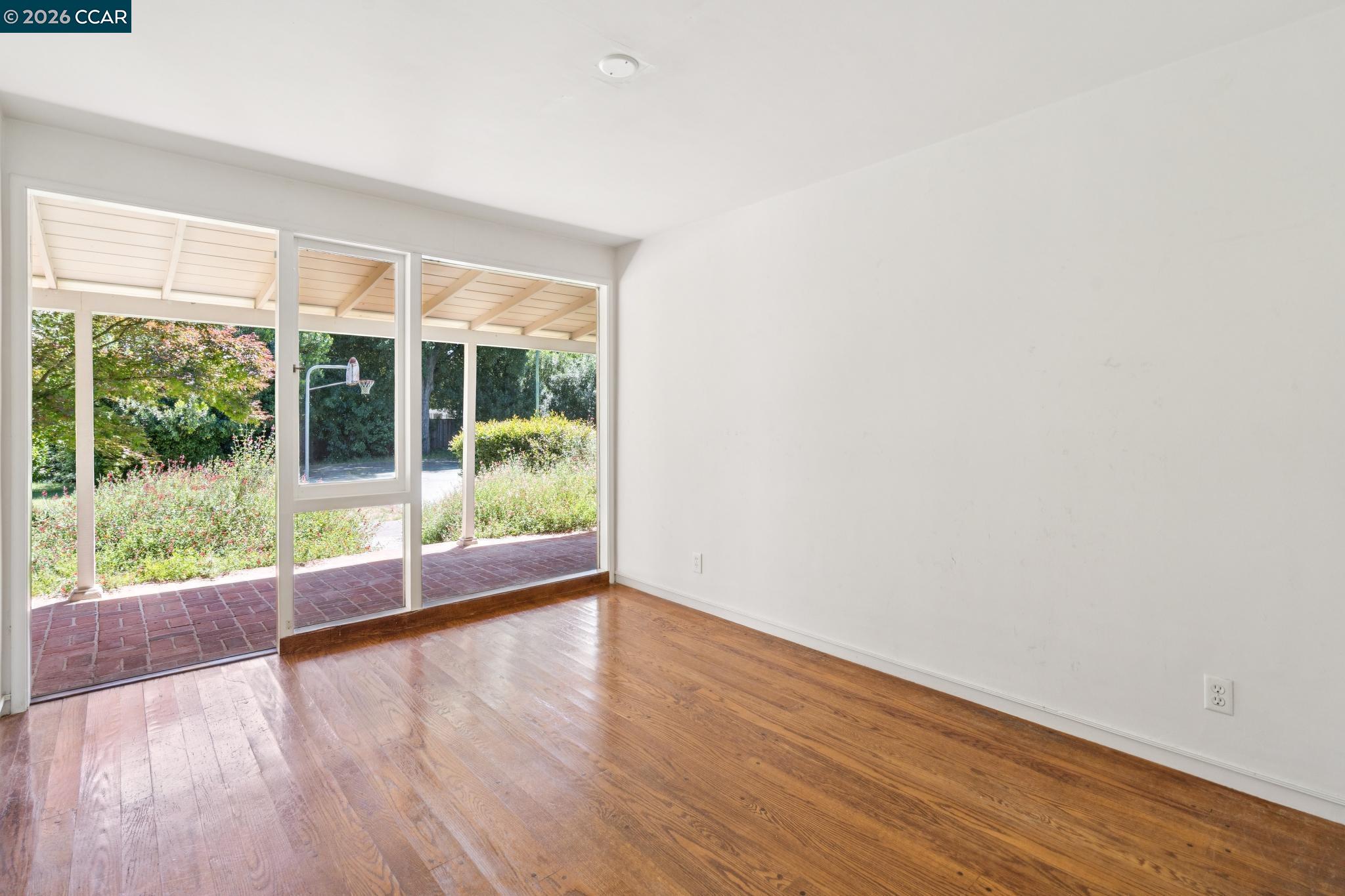 304 Willoughby Court