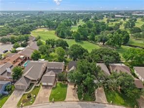 2806 Broadmoor Drive