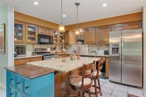 2806 Broadmoor Drive