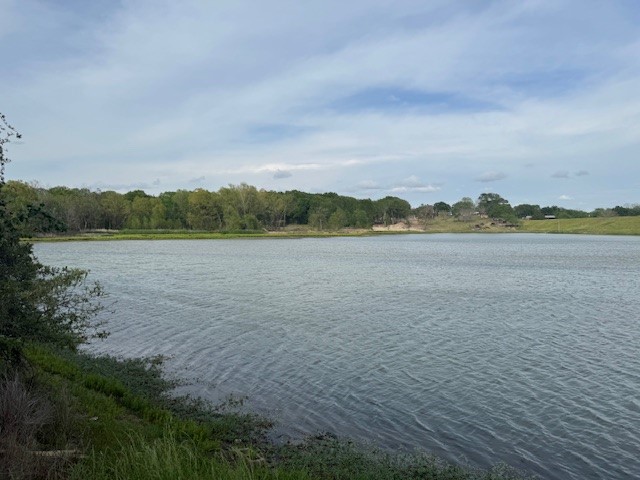 25230 Lake Ridge Drive