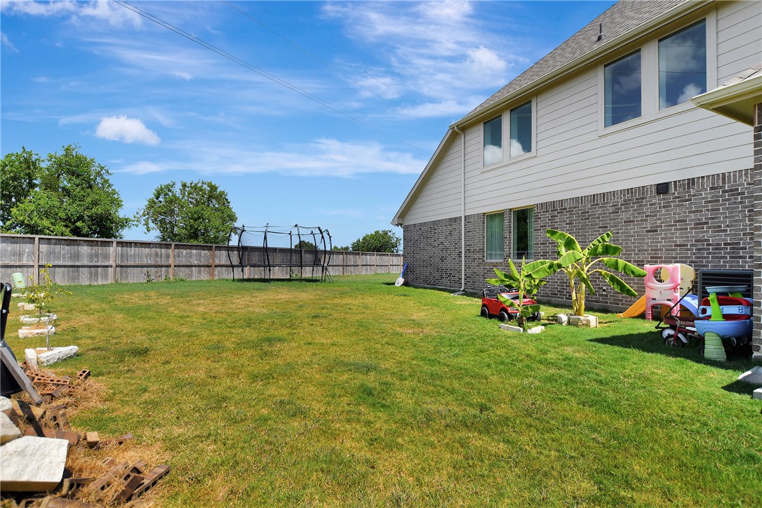 21623 Evergreen Manor