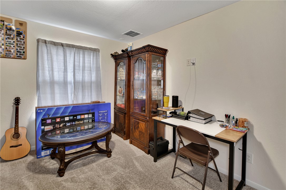 21623 Evergreen Manor