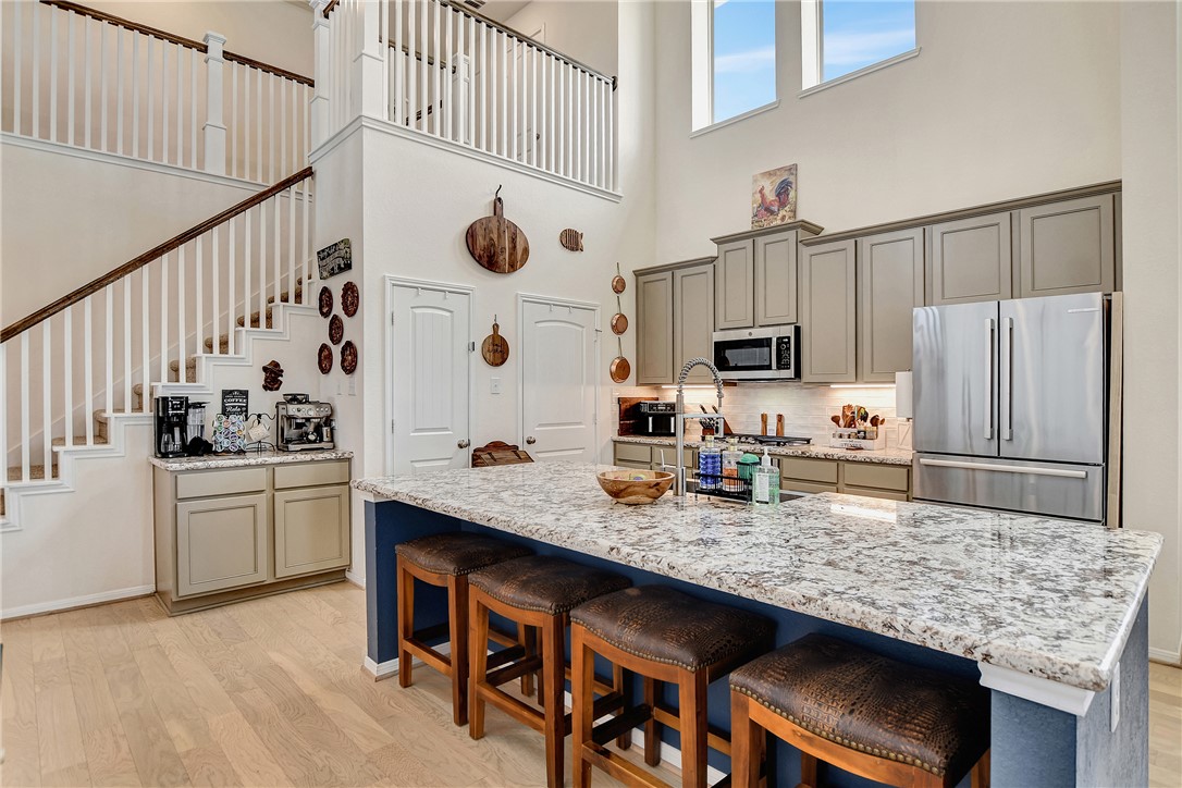 21623 Evergreen Manor