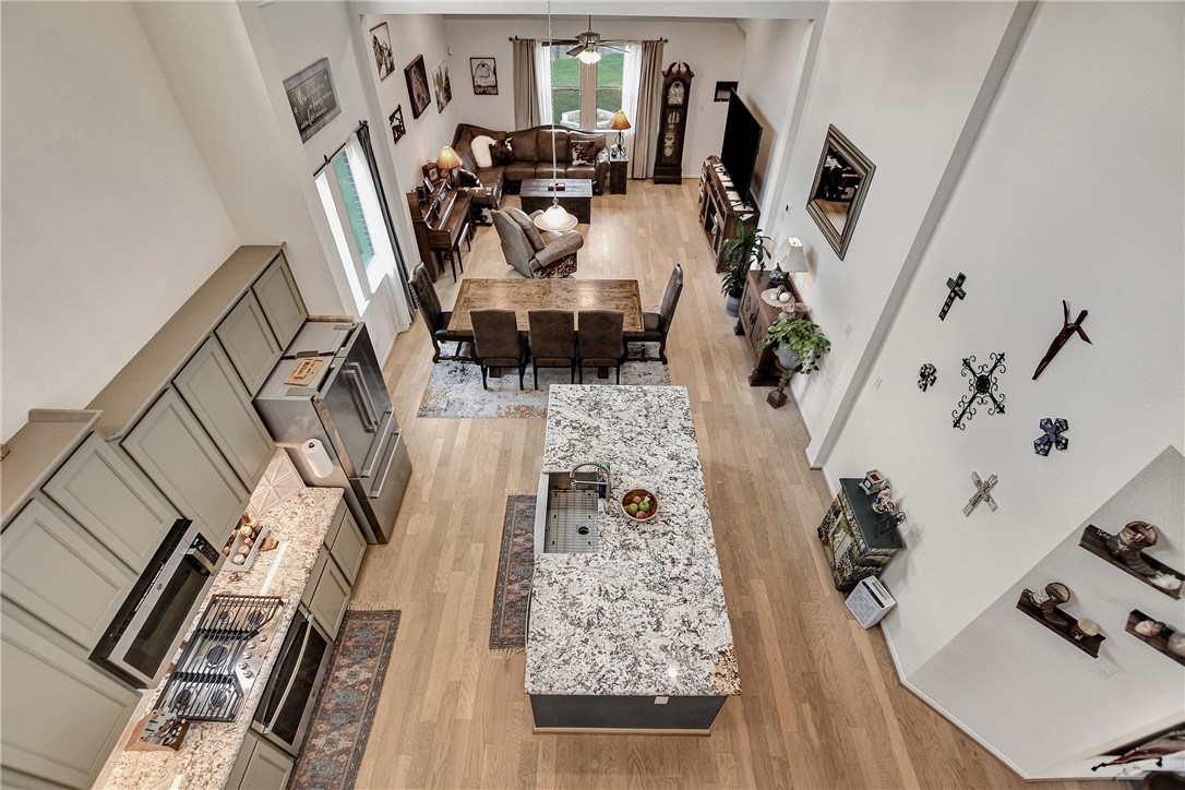 21623 Evergreen Manor