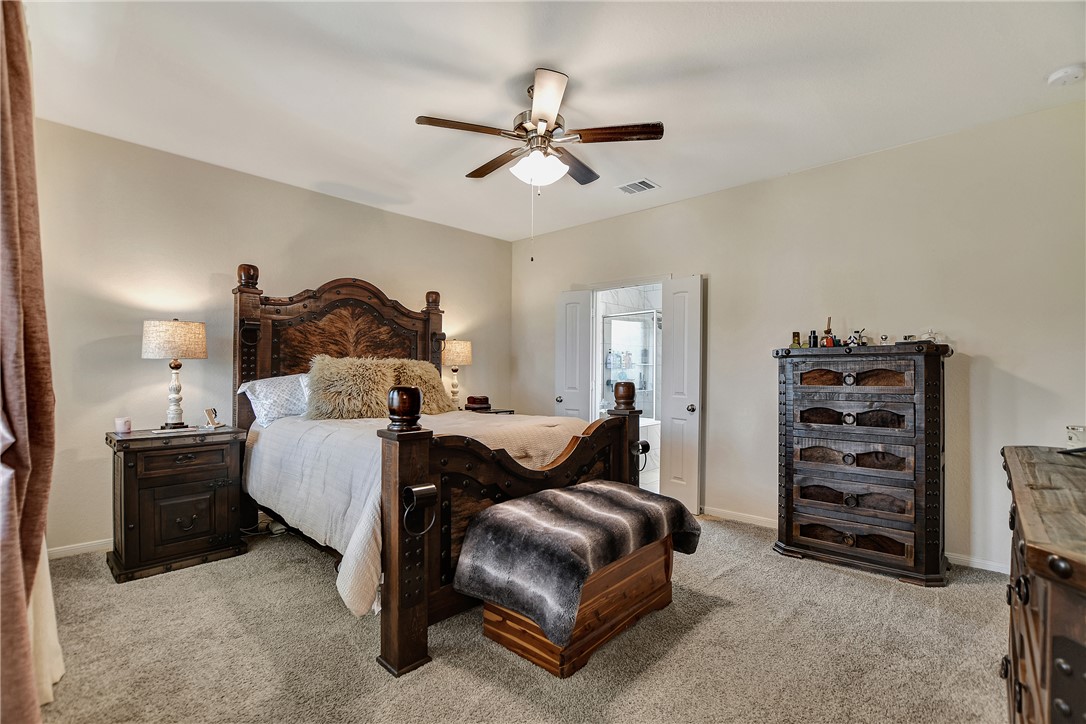 21623 Evergreen Manor