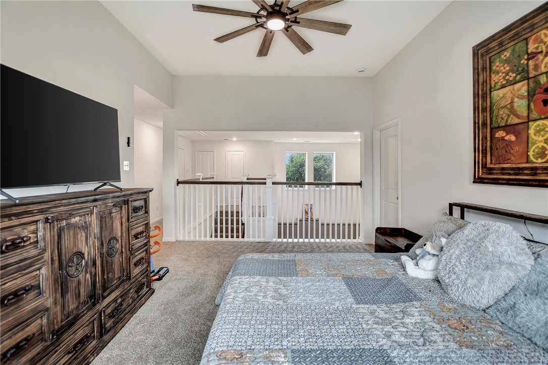 21623 Evergreen Manor