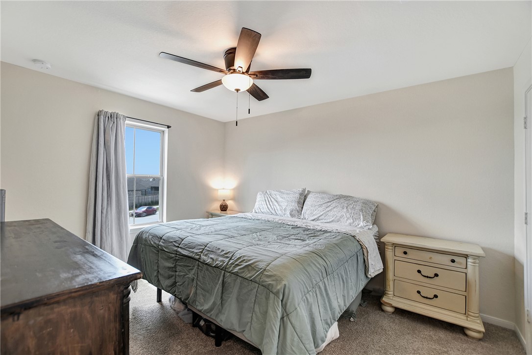 21623 Evergreen Manor