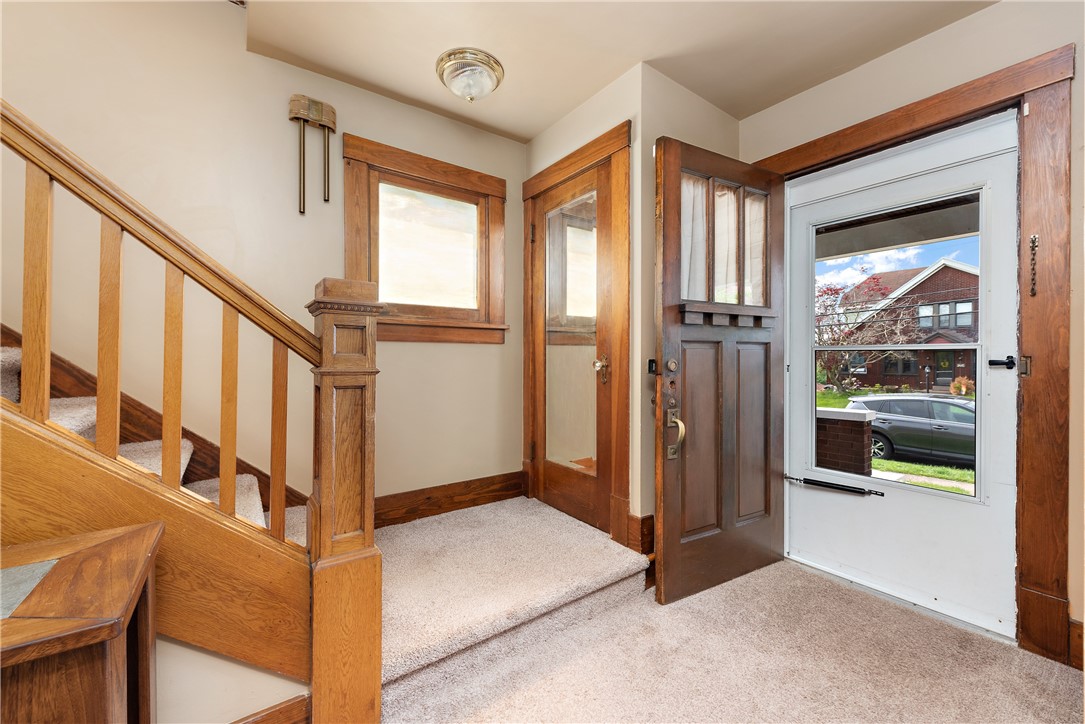 28 Amherst Ave