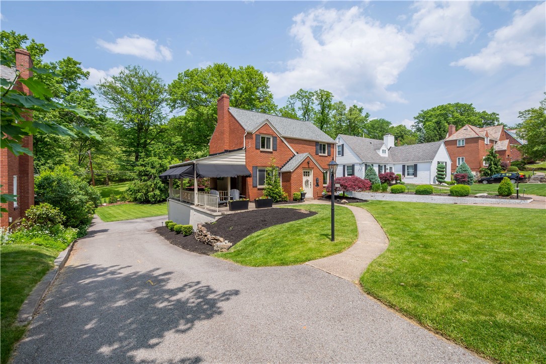 4624 Rolling Hills Road