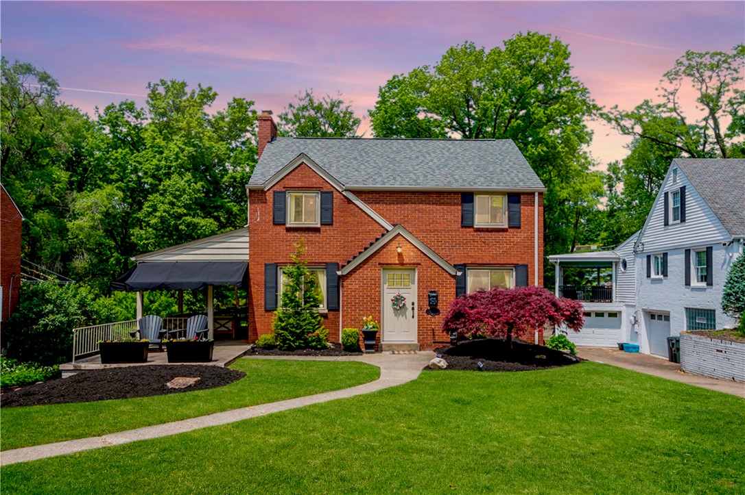 4624 Rolling Hills Road