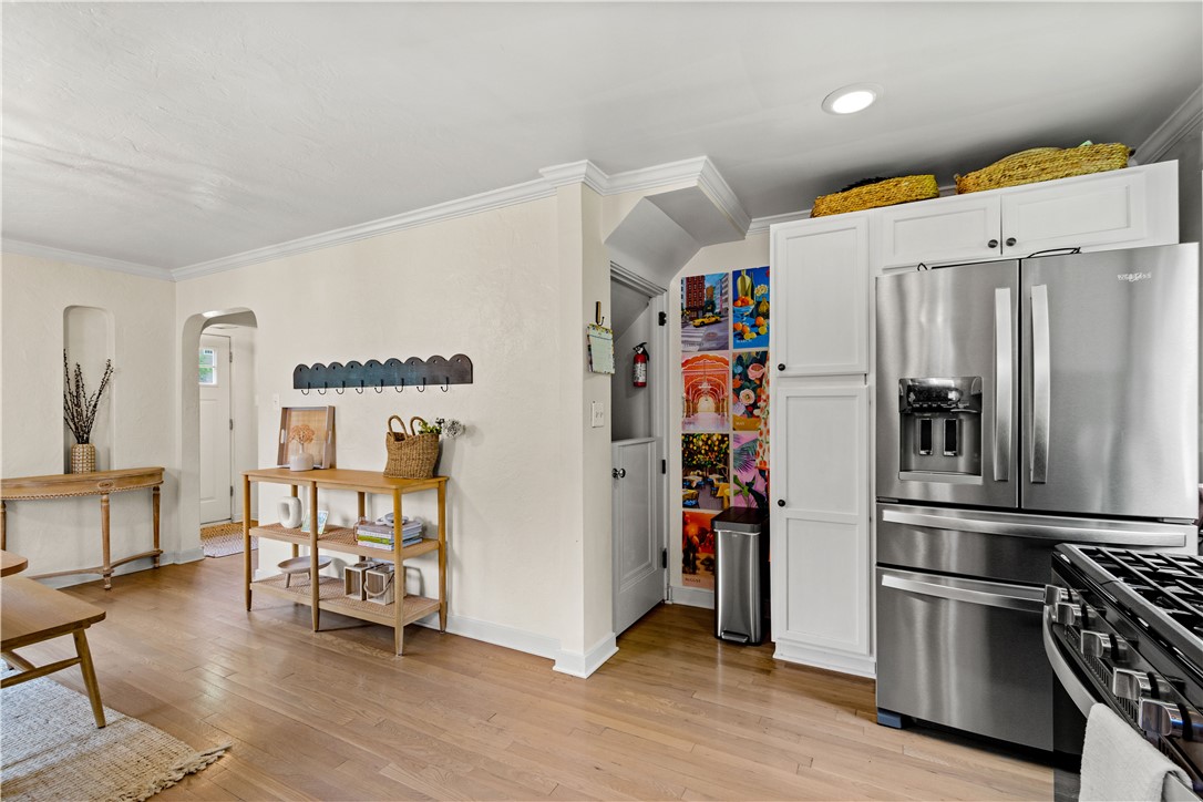 4624 Rolling Hills Road