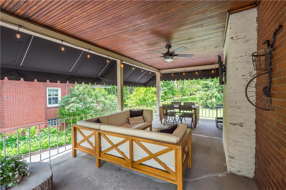 4624 Rolling Hills Road